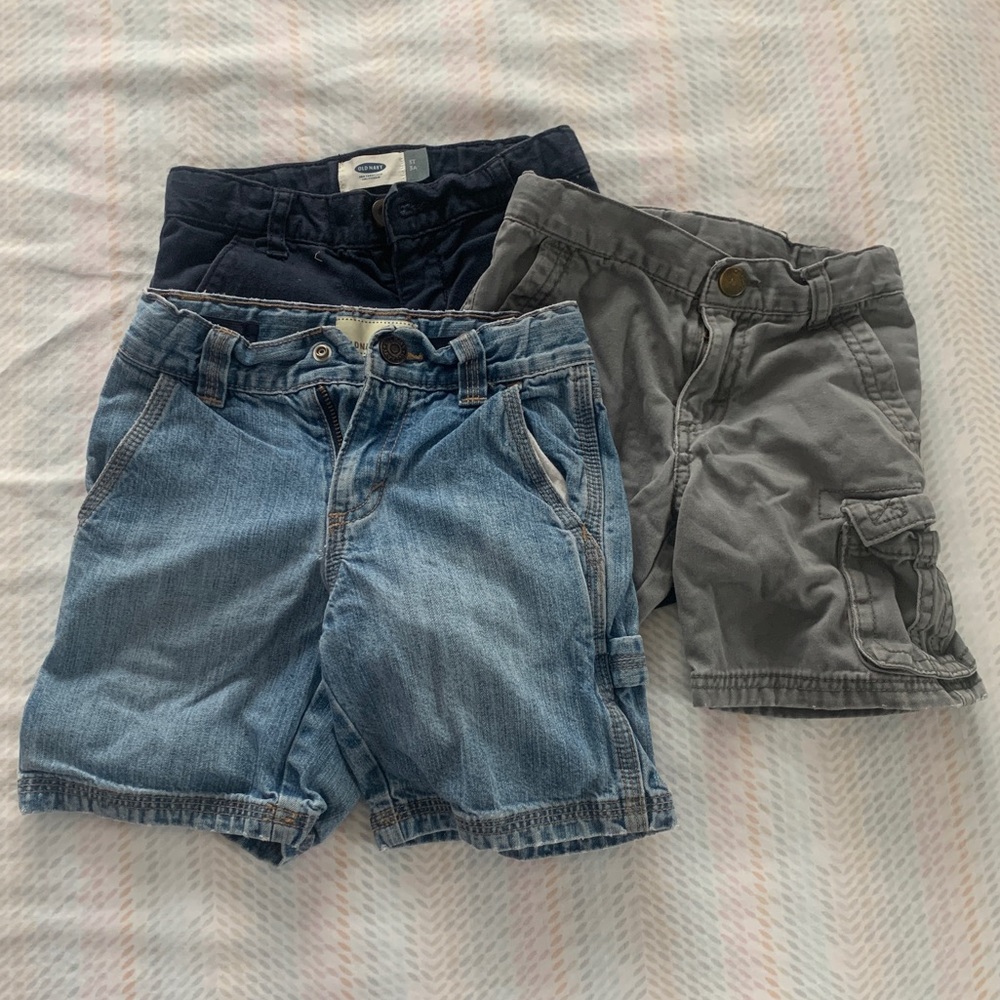 Bundle of 3 shorts 3T